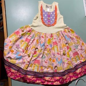 Matilda Jane Platinum tank dress size 6. Beautiful details including ribbon trim